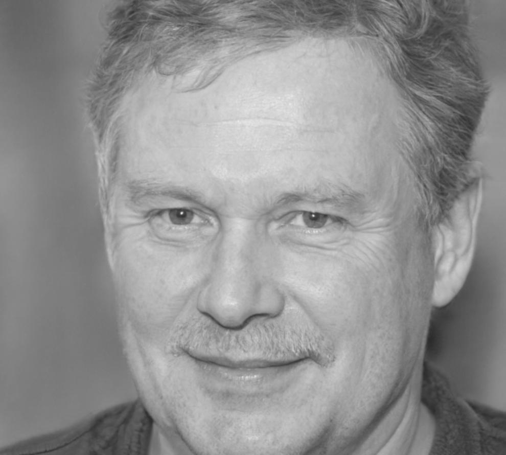 Portrait de Thomas Dubois, Directeur Financier Senior